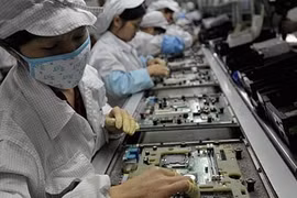 Nghỉ tết nhưng điện thoại và máy tính vẫn xuất khẩu đạt hơn 358 triệu USD
