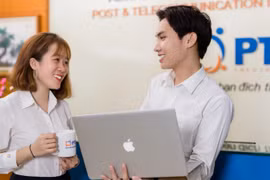 Hai cá nhân chi 1.200 tỉ đồng mua 15,9 triệu cổ phiếu PTI (Ảnh: PTI)
