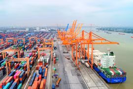 Việt Nam xuất siêu 11,2 tỉ USD trong năm 2022