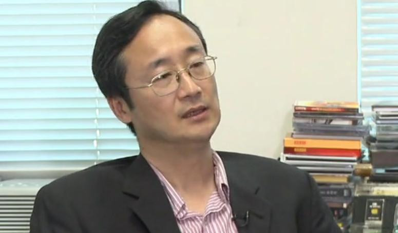 Giáo sư Trương Bạc Hối, chủ nhiệm Trung tâm nghiên cứu châu Á-Thái Bình Dương, Đại học Lĩnh Nam, Hồng Kông. Nguồn ảnh: Tân Hoa xã.