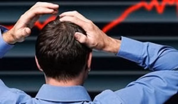 2.233 doanh nghiệp - chiếm tỉ lệ 76,5% doanh nghiệp tư nhân chiếm đã buộc phải tạm ngừng hoạt động trong 2 tháng đầu năm nay