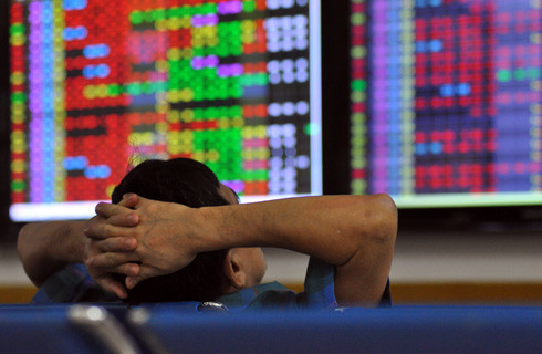  9 quyết định xử phạt hành chính trong tháng 1/2015 về hành vi vi phạm giao dịch chứng khoán