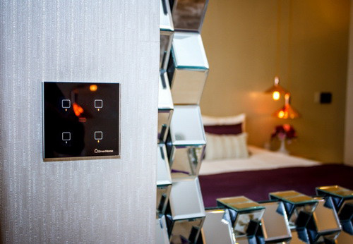 Nơi Bkav SmartHome được triển khai nhiều nhất là các khu đô thị hạng nhất như Phú Mỹ Hưng, Royal City hay Ecopark, trong các chương trình hợp tác bán kèm căn hộ, biệt thự.