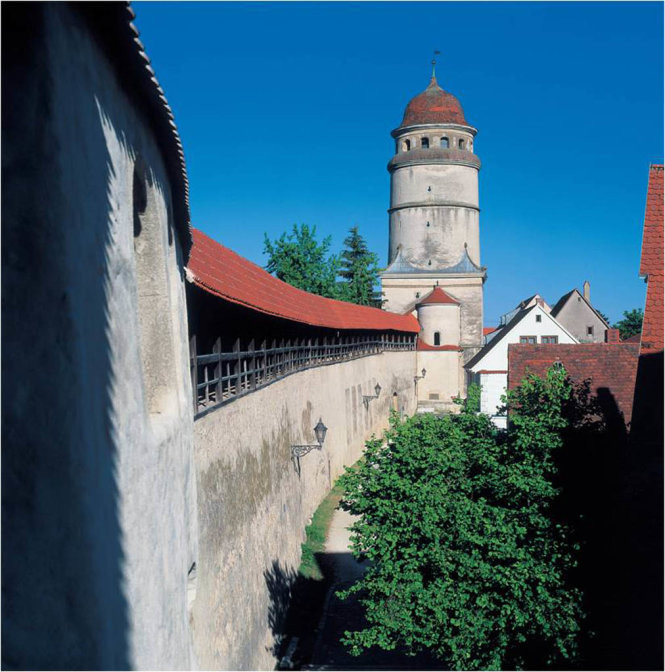 Một đoạn tường thành ở thành phố Nordlingen - Ảnh: wordpress