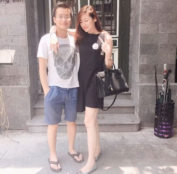 Hoa hậu - Á hậu Việt: Những tay chơi hàng hiệu kín tiếng ảnh 25 Hoa hậu - Á hậu Việt: Những tay chơi hàng hiệu kín tiếng ảnh 25