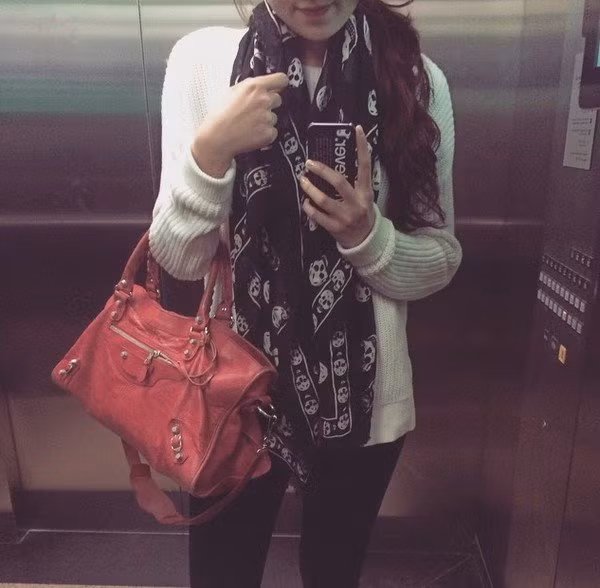 Hoa hậu - Á hậu Việt: Những tay chơi hàng hiệu kín tiếng ảnh 26 Hoa hậu - Á hậu Việt: Những tay chơi hàng hiệu kín tiếng ảnh 26