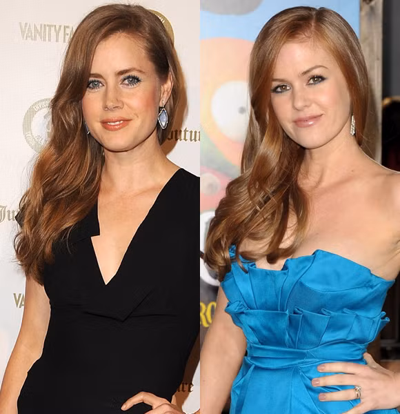 Hai cô đào Amy Adams và Isla Fisher có nụ cười và khuôn mặt giống nhau dù Amy sinh ra ở Mỹ và Isla quê ở Australia.