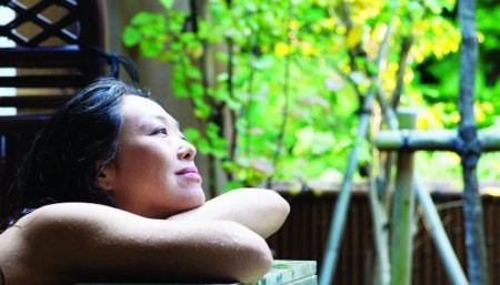 Những kiểu “tắm tiên” khác nhau trong văn hóa phương Đông ảnh 1