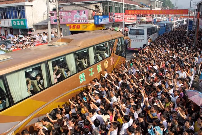 Công nghệ siêu quay bài trong kỳ thi đại học Trung Quốc ảnh 9