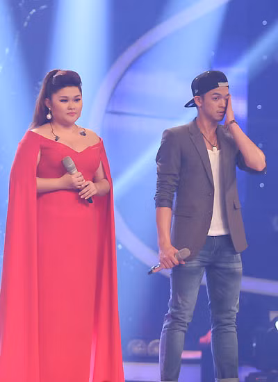 Trọng Hiếu và Bích Ngọc có đêm gala trao giải với phong độ ngang sức ngang tài nhưng Trọng Hiếu giành nhiều ưu thế hơn vì anh có lượng fan cao hơn nữ thí sinh. Ngoài hai màn trình diễn đơn, cả hai còn cùng giám khảo Thanh Bùi thể hiện bản hit "Man in the mirror". Trọng Hiếu và Bích Ngọc có đêm gala trao giải với phong độ ngang sức ngang tài nhưng Trọng Hiếu giành nhiều ưu thế hơn vì anh có lượng fan cao hơn nữ thí sinh. Ngoài hai màn trình diễn đơn, cả hai còn cùng giám khảo Thanh Bùi thể hiện bản hit "Man in the mirror".