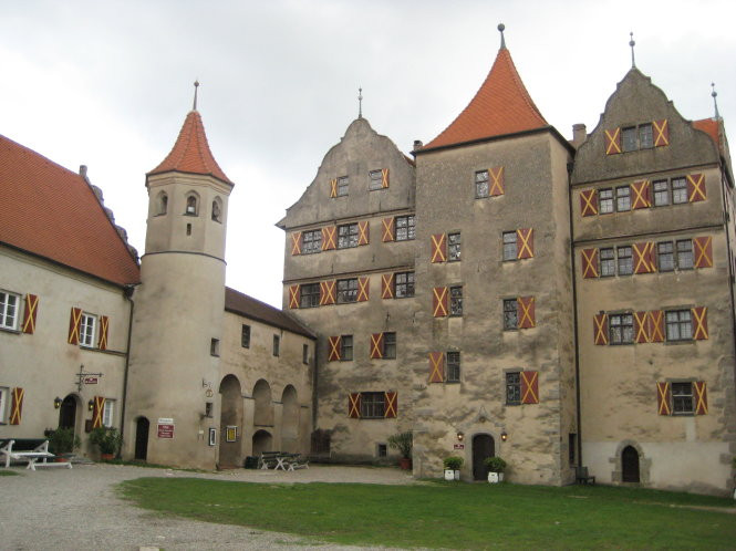 Bên trong pháo đài Harburg - Ảnh: wp