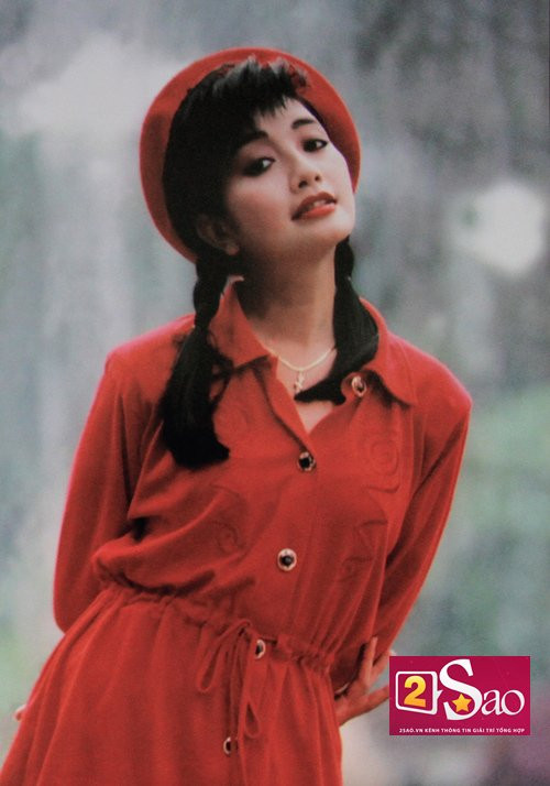 Bí ẩn về Hoa hậu Việt Nam bỏ showbiz vì bị đồn nhiễm HIV ảnh 1