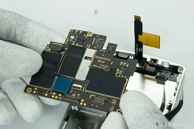 Dân công nghệ nói gì sau khi “phẫu thuật” Bphone? ảnh 1