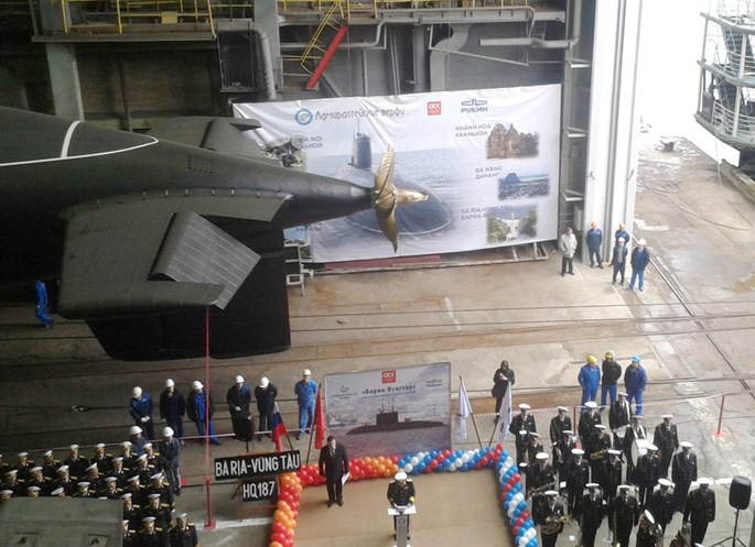 Nga bắt nhà thầu phụ lừa đảo đóng tàu ngầm cho Việt Nam ảnh 1