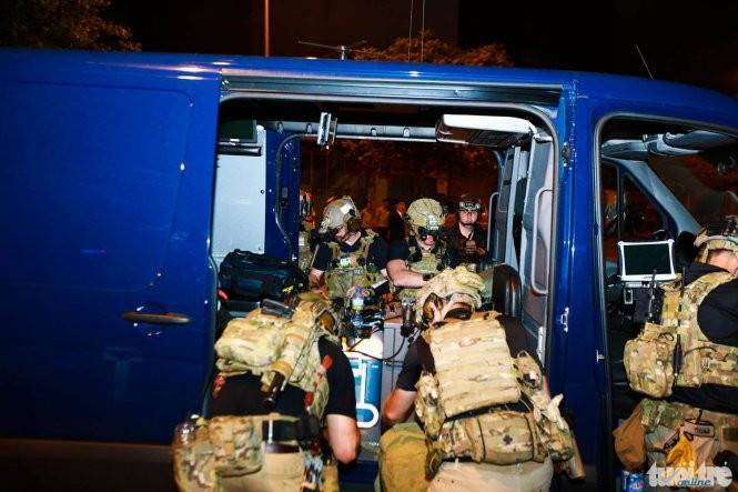 Đặc nhiệm Mỹ có trang thiết bị tối tân để bảo vệ Tổng thống.