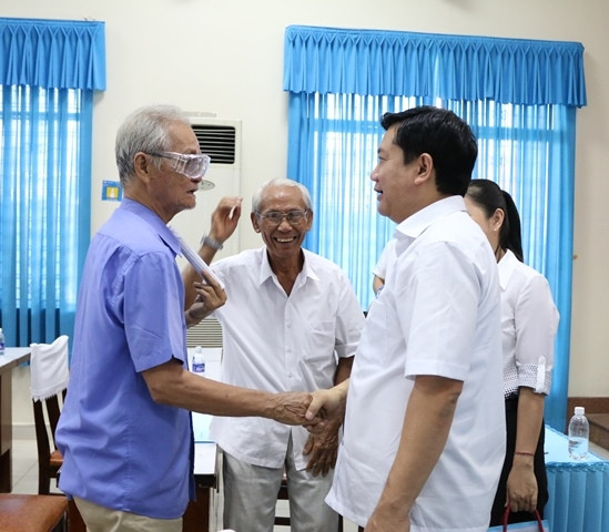 Bí thư Thăng: "Những cán bộ thoái hóa biến chất, hành dân phải loại khỏi bộ máy".