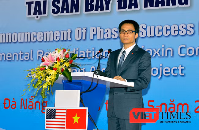 Phó Thủ tướng Vũ Đức Đam phát biểu tại sự kiện hoàn thành giai đoạn 1 xử lý dioxin tại Sân bay Đà Nẵng 