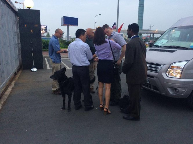 Chó nghiệp vụ của đặc vũ Mỹ được tăng cường tại sân bay - Ảnh: Quỳnh Trung