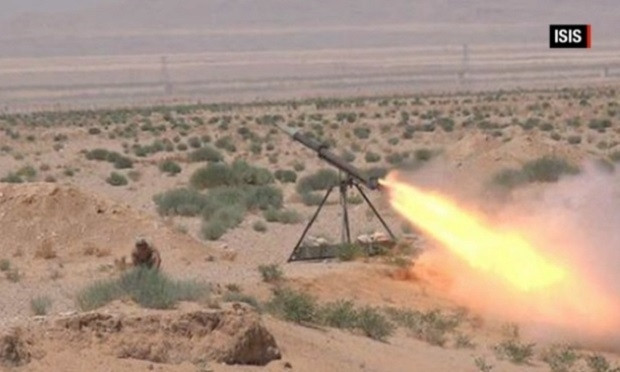 Nga phủ nhận thông tin bị IS tấn công hủy diệt hàng loạt trực thăng chiến đấu ảnh 1