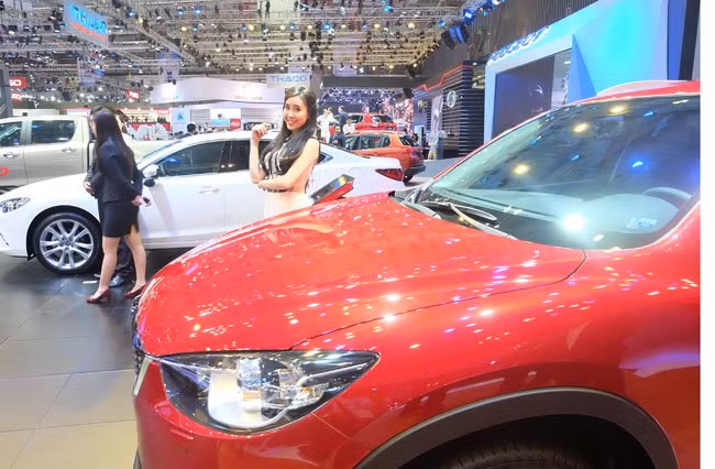 Xe Mazda được trưng bày tại một triển lãm ô tô ở TPHCM -Ảnh: Quốc Hùng