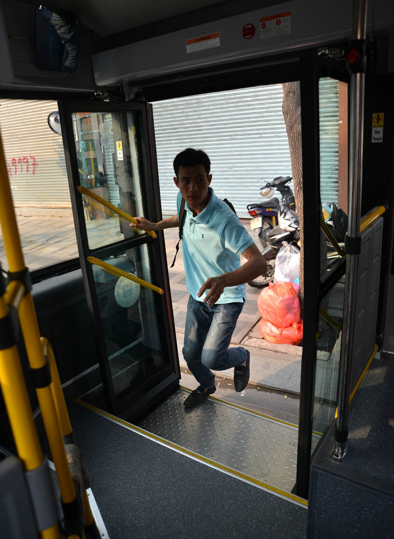 Khám phá xe buýt 5 sao xịn nhất Sài Gòn ảnh 7