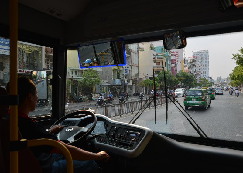 Khám phá xe buýt 5 sao xịn nhất Sài Gòn ảnh 8