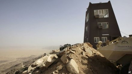 Video thảm cảnh lực lượng xe bọc thép quân Arab Saudi ở Najran 