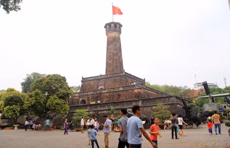 Hai chiếc xe tăng đầu tiên tiến vào Dinh Độc Lập giờ ra sao? ảnh 1