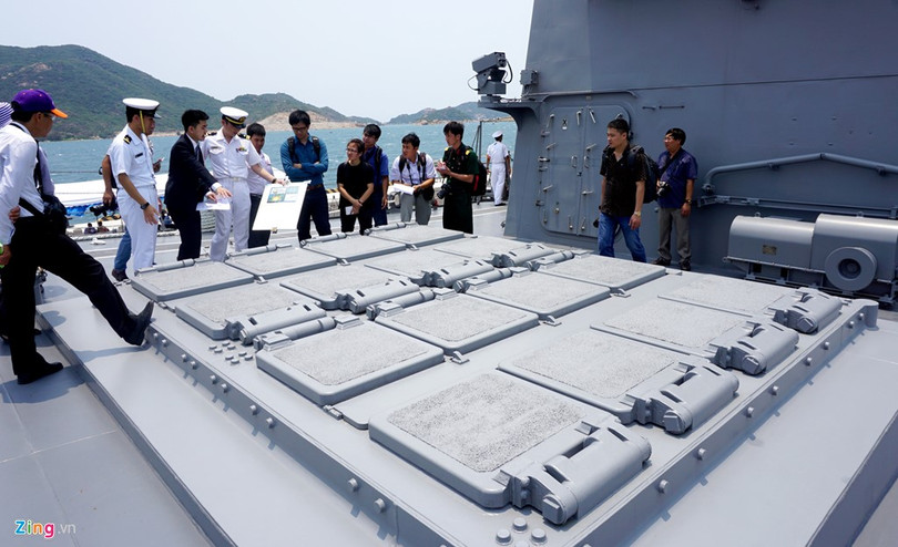 Cận cảnh hệ thống phóng thẳng đứng (VLS) Mk48 dùng cho tên lửa hải đối không RIM-162 Evolved Sea Sparrow tầm bắn 50 km.