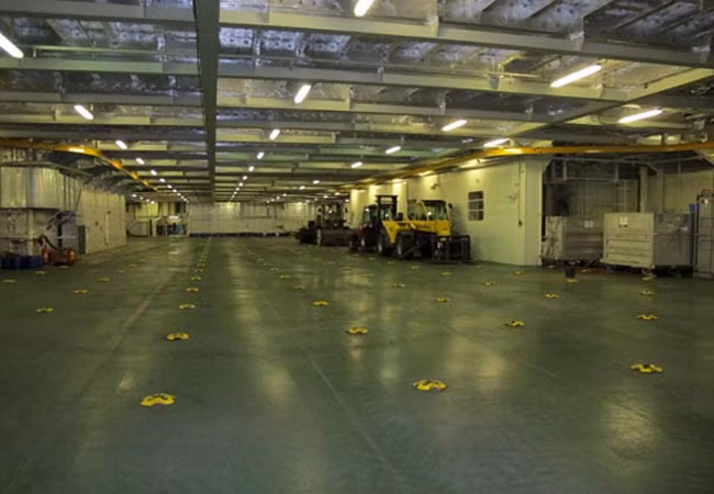 Sau khu trục hạm Nhật Bản, Pháp điều chiến hạm "sấm sét" tới cảng Cam Ranh ảnh 9