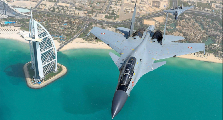 Máy bay chiến đấu Su-30MKI của Không quân Ấn Độ tại Dubai (Ảnh: Military Watch Magazine) Máy bay chiến đấu Su-30MKI của Không quân Ấn Độ tại Dubai (Ảnh: Military Watch Magazine)