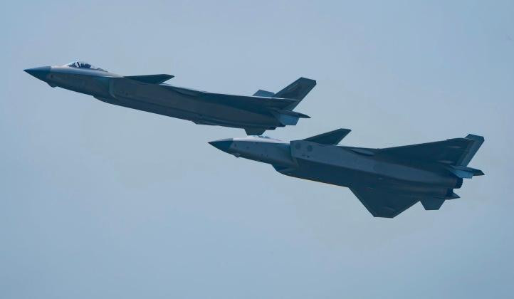 Máy bay chiến đấu tàng hình J-20 của Trung Quốc (Ảnh: Military Watch Magazine)