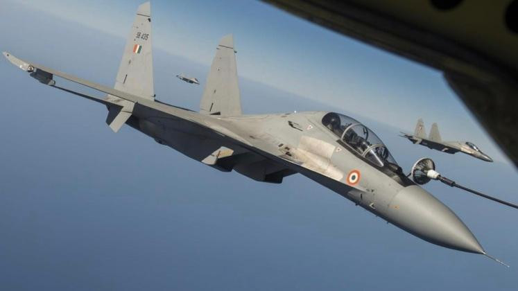 Tiêm kích Su-30MKI (Ảnh: Military Watch Magazine) Tiêm kích Su-30MKI (Ảnh: Military Watch Magazine)