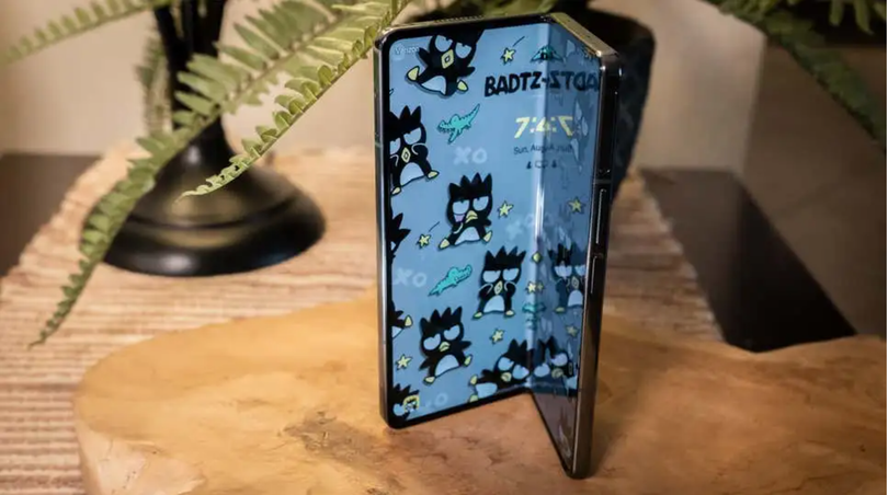 Samsung Galaxy Z Fold 4 (Ảnh: Gizmodo) Samsung Galaxy Z Fold 4 (Ảnh: Gizmodo)