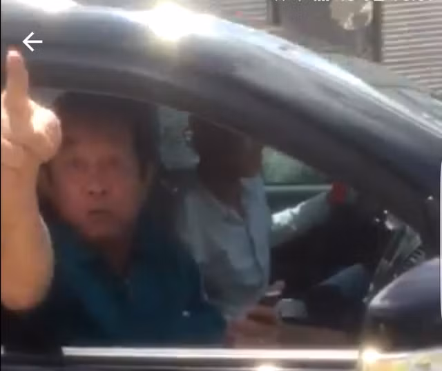  Hình ảnh Trung tướng Liêm mắng CSGT Bình Thủy (hình cắt từ clip) 