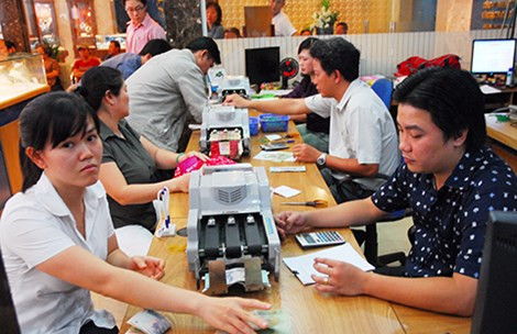 Vàng SJC tiếp tục nhảy múa trên dưới 30 lần