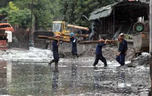 Nhiều vựa than tan hoang sau mưa lũ ở Quảng Ninh ảnh 13