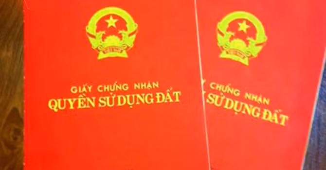 UBND xã tự in và cấp sổ đỏ cho tiểu thương