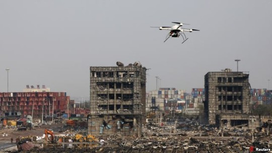 Nhiều người dân sống quanh khu vực này vẫn tỏ ra lo ngại hậu quả ô nhiễm môi trường. Ảnh: REUTERS