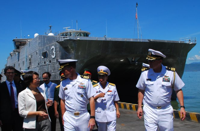 Tàu đổ bộ cao tốc USNS Millinocket hải quân Mỹ cập cảng Tiên Sa