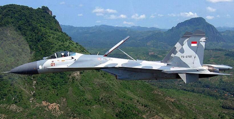 Su-27SK (Ảnh: Military Watch Magazine) Su-27SK (Ảnh: Military Watch Magazine)