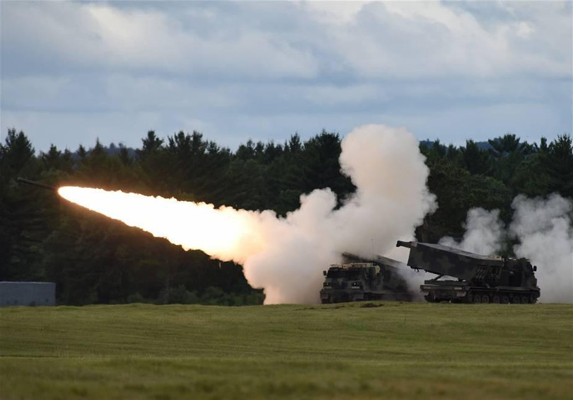 M270A1 MLRS trong cuộc tập trận bắn đạn thật (Ảnh: Army Recognition)