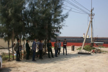 Lực lượng biên phòng đã có mặt khi ông Hòa mang tàu ngầm ra biển thử nghiệm