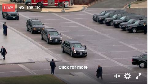 Gần chục chiếc SUV hạng sang, bọc thép chở các nhân vật quan trong của chính quyền mới và cũ.