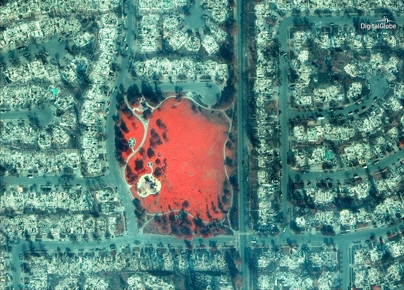 Thảm họa cháy rừng ở California nhìn từ vệ tinh ảnh 9