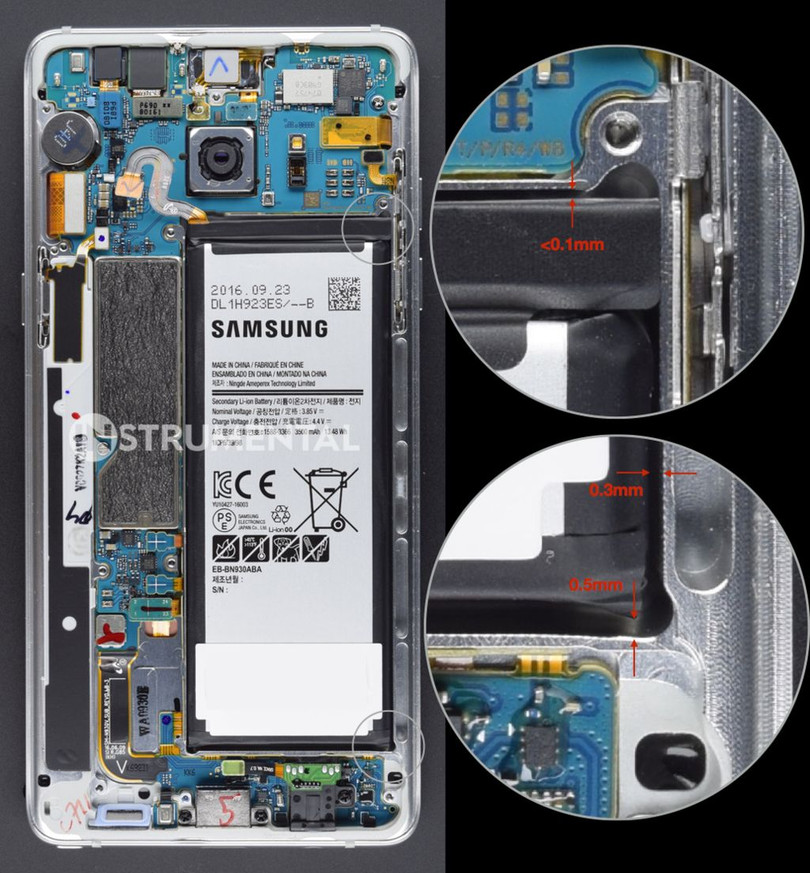Khoảng không gian chật hẹp bên trong Samsung Galaxy Note 7(2016). Nguồn:WSJ