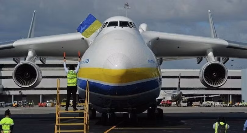 Siêu vận lớn nhất thế giới An-225.