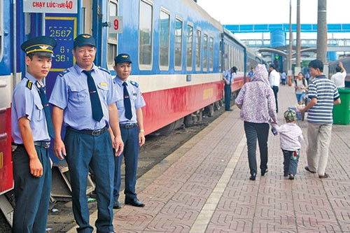 Bộ GTVT khuyến khích nhà đầu tư nâng cấp, cải tạo hoặc xây dựng mới kết cấu hạ tầng đường sắt để cùng khai thác kinh doanh 