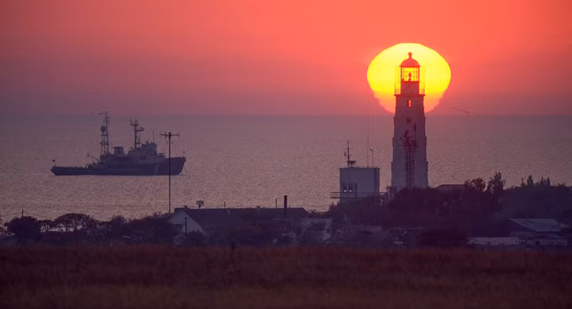 Kiev có ý tưởng phong tỏa Crimea bằng kênh đào.