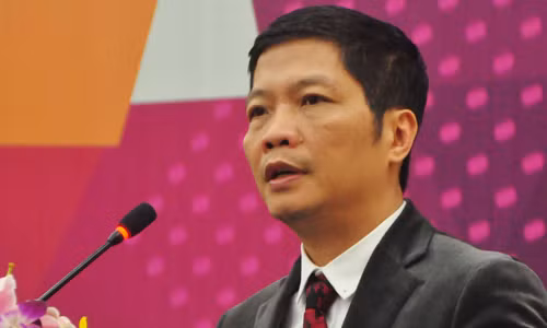 Thứ trưởng Công Thương Trần Tuấn Anh cho rằng cần có nhiều giải pháp để thúc đẩy thương mại điện tử tại Việt Nam